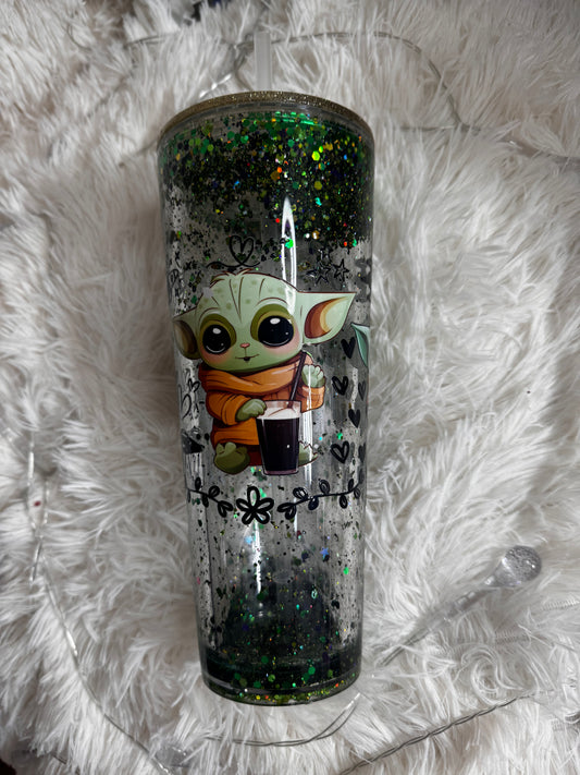 Baby Yoda glitter Snowglobe