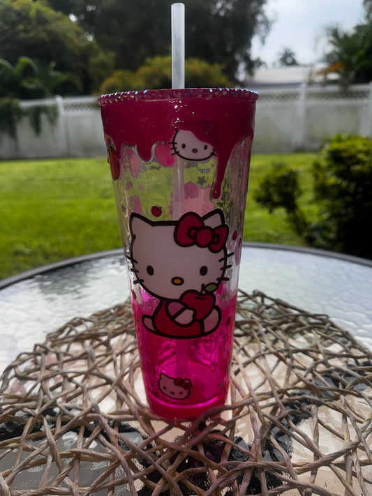 snowglobe tumbler goteo.Hello kitty